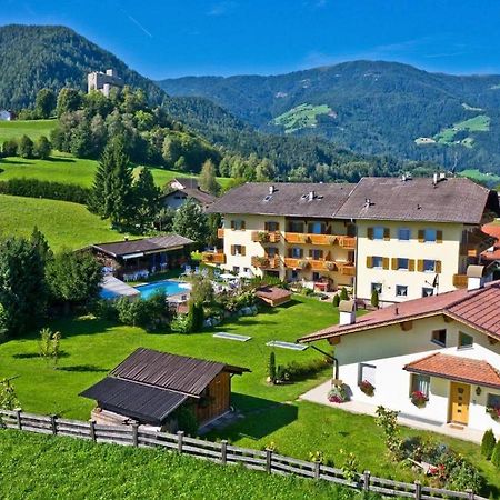 Hotel Martinerhof San Lorenzo di Sebato Eksteriør billede