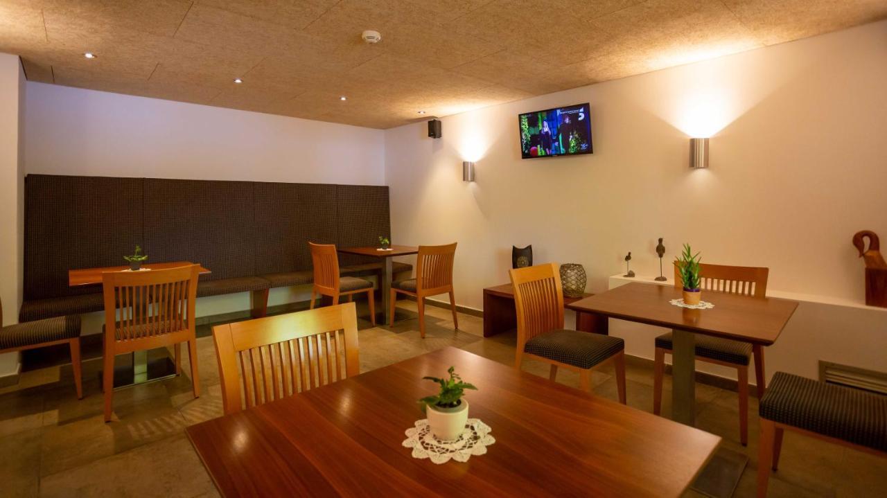 Hotel Martinerhof San Lorenzo di Sebato Eksteriør billede