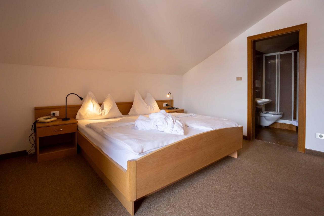Hotel Martinerhof San Lorenzo di Sebato Eksteriør billede