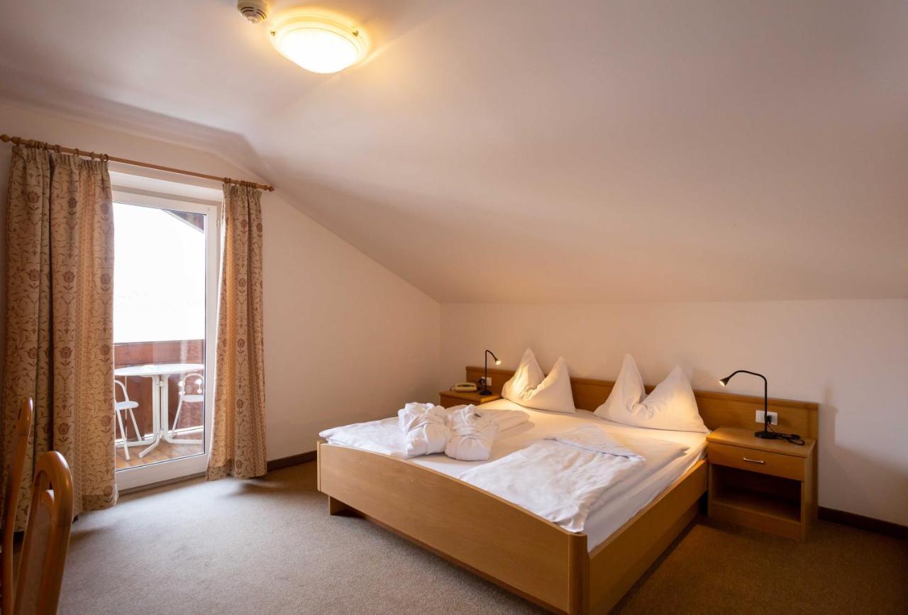Hotel Martinerhof San Lorenzo di Sebato Eksteriør billede